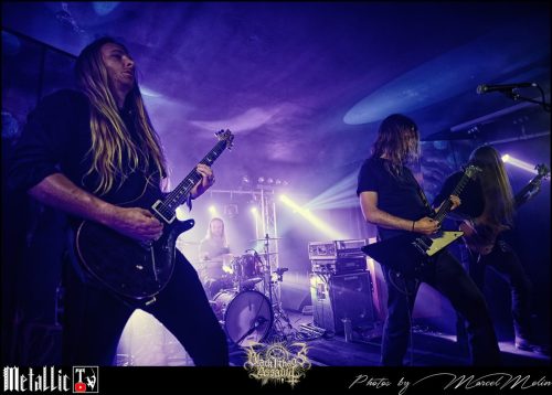 DRAWN-INTO-DESCENT-BE-DSC 2031 DxO